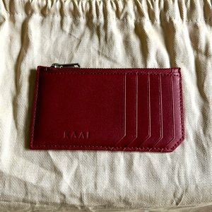KAAI cardholder in limited edition cranberry red